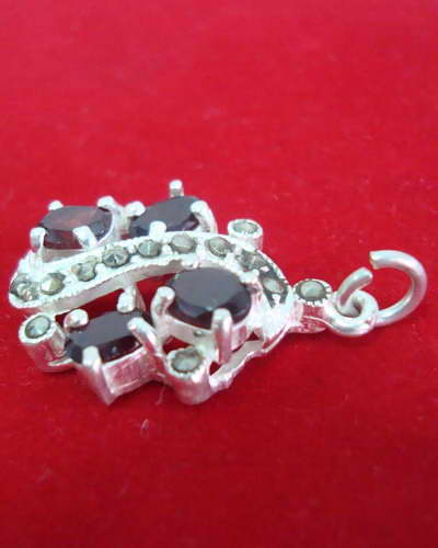 จี้เงิน ฝังพลอยแดง สวยมากๆ