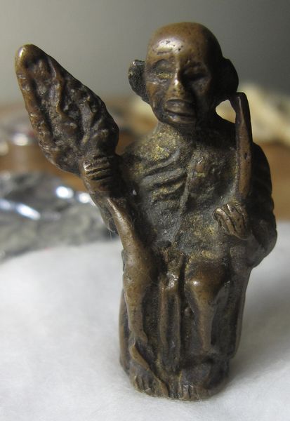 รูปหล่อหลวงพ่อแช่ม วัดฉลอง