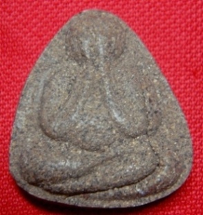 ปิดตาหลวงพ่อแก้ว วัดหนองตำลึงครับ