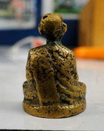 รบกวนด้วยครับ หลวงพ่อทบ พิมพ์พุทธกวัก ปี05