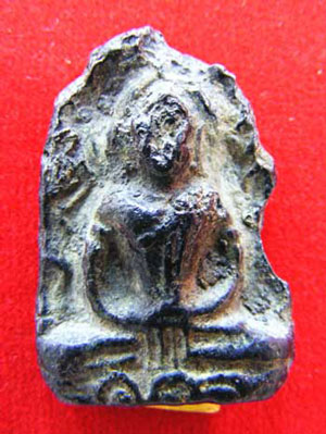 ช่วยดูให้ด้วยคับ พระซุ้มกอเนื้อชิน แท้ป่าวคับ