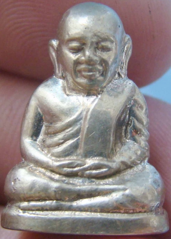 สอบถามหลวงพ่อเงิน 15 ครับ