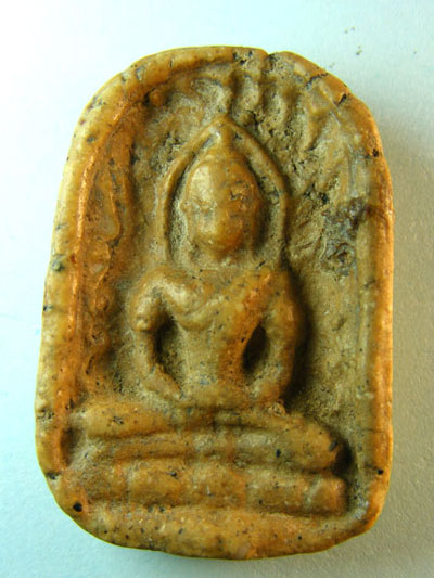 ของที่ไหนคับ  พระซุ้มกอเนื้อพระสมเด็จ สวยคับ