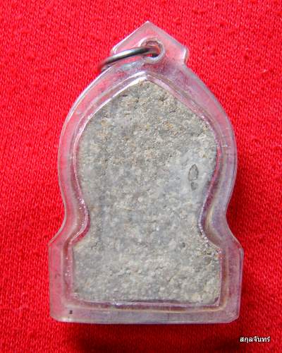 พระเนื้อผงว่านครับ