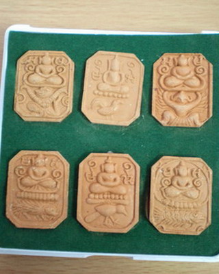 ขอเชิญร่วมประมูลพระผงหลวงพ่อปานวัดบางนมโค