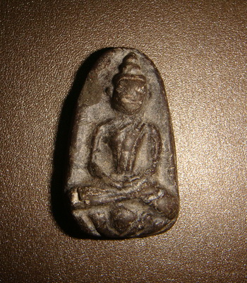 ไม่ทราบว่าพระอะไร ออกที่ไหนครับ