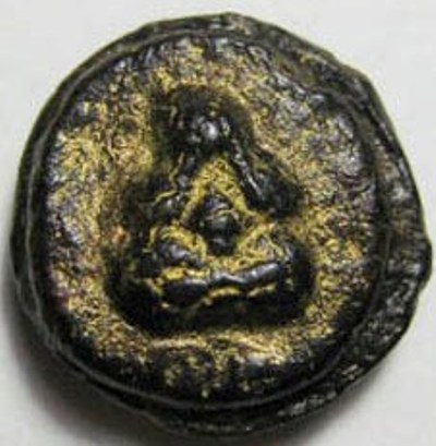 พระปิดตากระดุม