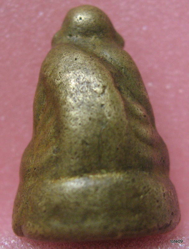 รูปหล่อไม่ทราบที่ แต่สวย