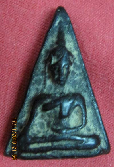 ขอถามผู้รู้ครับ ช่วยดูพระให้หน่อยครับ