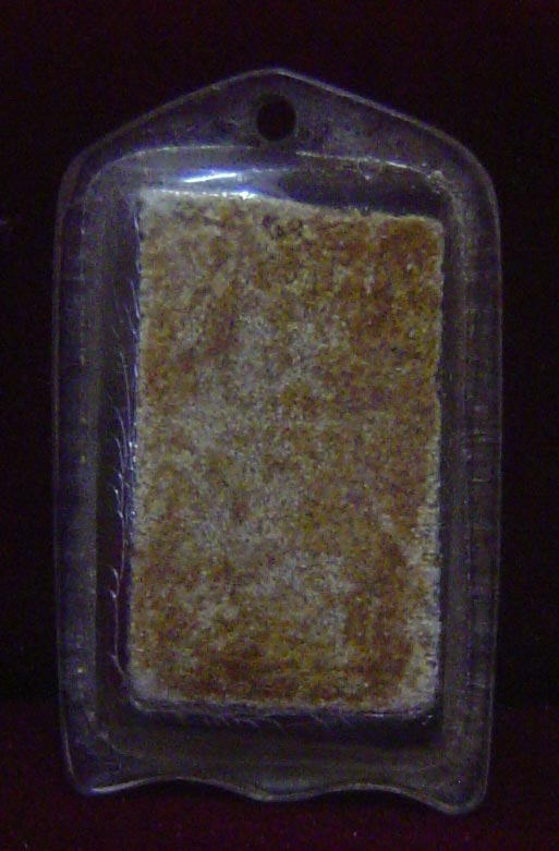 นางกวักเนื้อผงน้ำมันอีกองค์ครับ