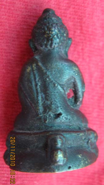 ถามผู้รูปครับ ช่วยดูทีครับ พระกริ่งอะไรครับ