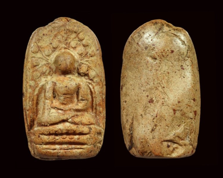 พระคงครับ  พระคงกรุเก่าครับ.....ฟอร์มเขื่องยักษ์ๆครับ