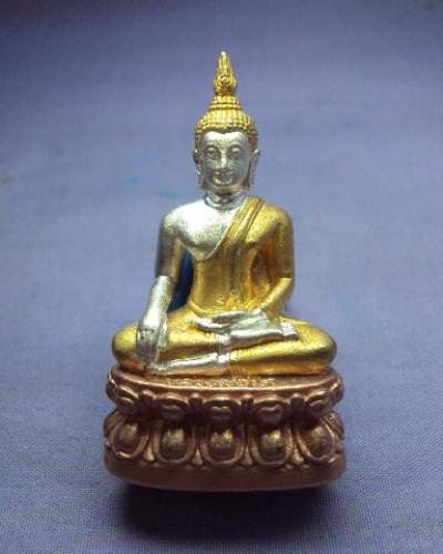 พระหลวงพ่อโตวัดบางพลีใหญ่