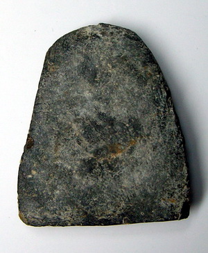 รบกวนหน่อยครับ พระอะไรครับเนื้อผงใบลานมีไขกรุด้วยอะ