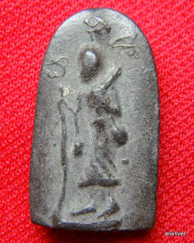 พระสิวลีเนื้อผงใบลานครับ