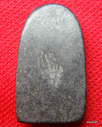 พระสิวลีเนื้อผงใบลานครับ