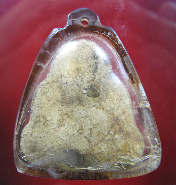 ปิดตาเนื้อผง...วัดไหนครับ