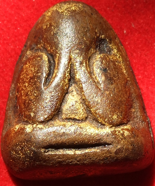 ปิดตาหลังแบบสายชลบุรีครับ