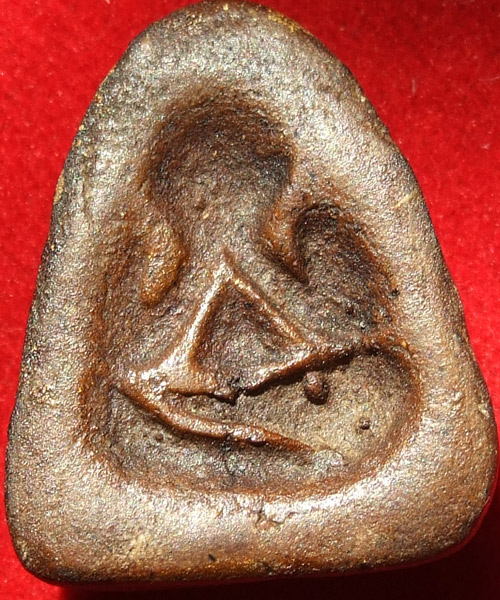 ปิดตาหลังแบบสายชลบุรีครับ