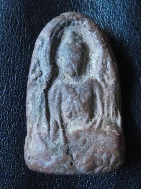 สวัสดีปีใหม่ครับติชมพระก่อนครับมีหลายองค์