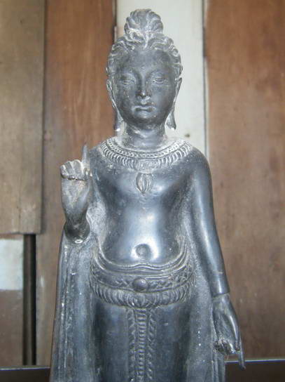 รับเช่าพระบูชาตามรูปครับ