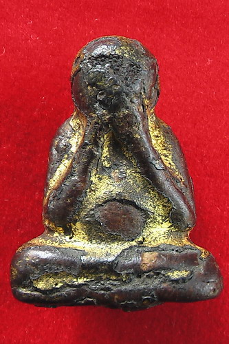 หลวงพ่อแก้ววัดเคลือวัลย์