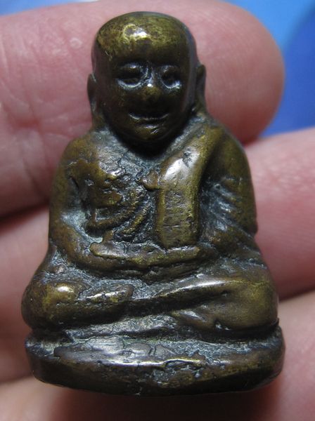 รูปหล่อหลวงพ่อเงิน 