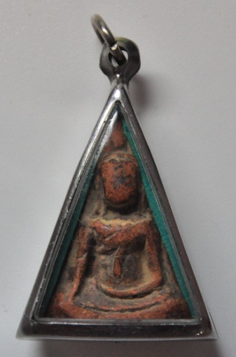 องค์นี้ใช่นางพญาไหมครับ