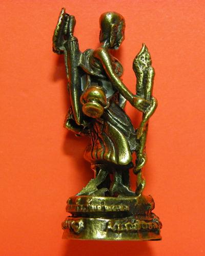 รบกวนท่านผู้รู้ ดูพระสิวลีหลวงปู่กาหลงให้ด้วยครับ 