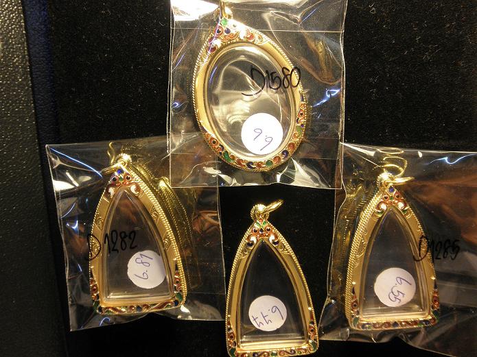 แนะน้ำ ร้านรับเลี่ยมกรอบพระครบวงจร เงิน ทอง นาค พลาสติก 