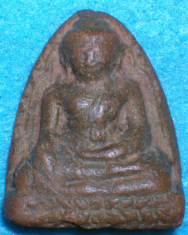 หลวงพ่อโตเนื้อดินเผา