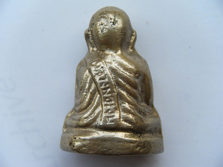 หลวงพ่อเงินวัดบางคาน คอแอล