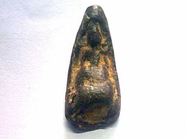 พระรอดกรุหนองมนดีมั๊ยครับพี่เซียนทั้งหลายช่วยบอกทีครับ