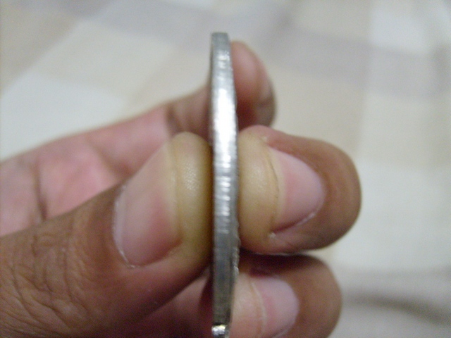 รบกวนช่วยดูให้หน่อยครับ