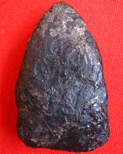 หลวงปู่ทวด แบบนี้ แท้ใหมครับ ที่ใหนสร้างครับ