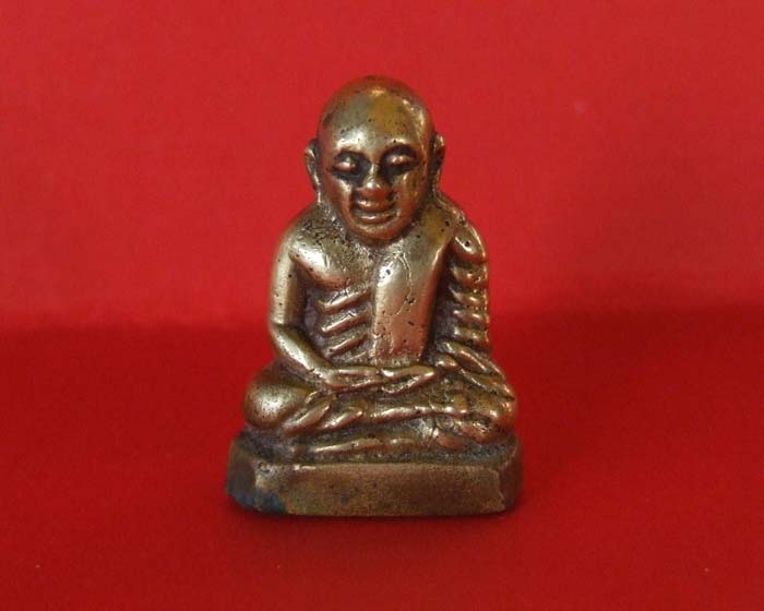 หลวงพ่อเงิน โค๊ด 14 15 ฐานเหลี่ยม สร้างวัดไหนครับ