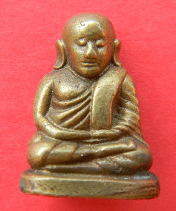 รูปเหมือนหลวงพ่อเงิน วัดบางคลาน จ.พิจิตร