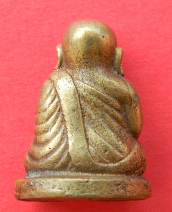 รูปเหมือนหลวงพ่อเงิน วัดบางคลาน จ.พิจิตร