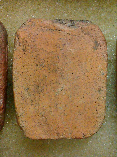 หลวงพ่อปาน ทรงเม่นบัว2ชั้น8จุด รบกวนพี่ๆด้วยนะครับ เพิ่งได้มาใหม่ครับ