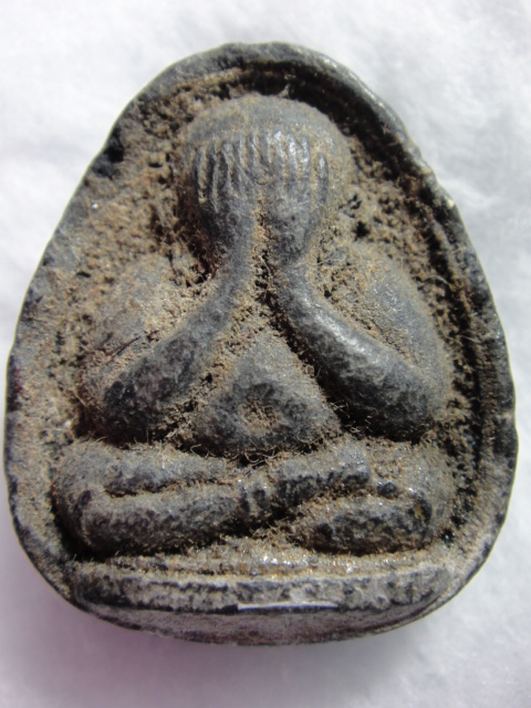 พระปิดตาเนื้อดำ ที่ไหนครับ แท้มั้ยครับ