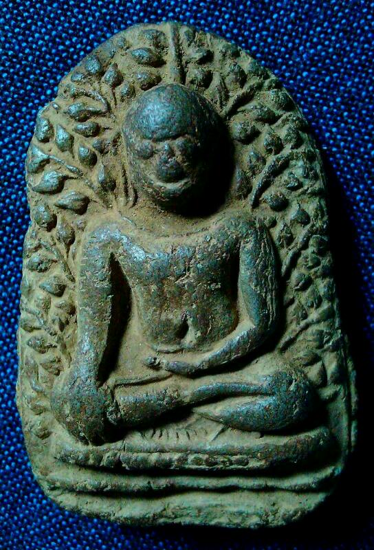 พระเปิม ลำพูน  รบกวนพี่ๆด้วยนะครับ