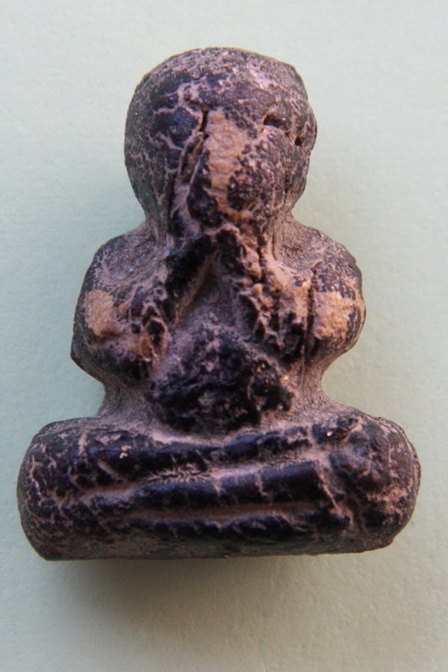 รบกวนช่วยดูพระปิดตาด้วยครับ