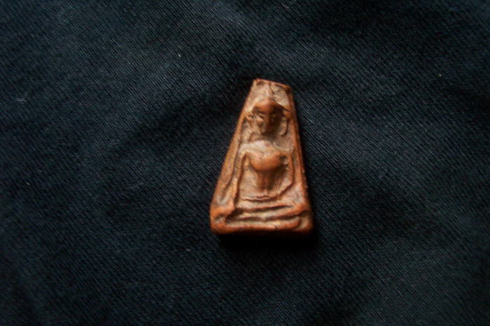 ผงสุพรรณพิมพ์หน้ากลาง