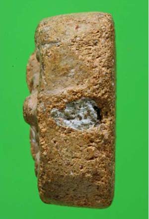 รบกวนด้วยครับ หลวงพ่อปานหนุมานแบกแท่นครับ