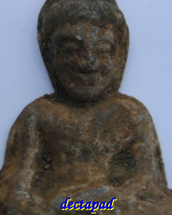 สอบถามพระท่ากระดาน 2 องค์ครับ