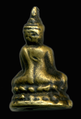 พระชัยวัฒเก่าๆท่านใดพอมีข้อมูลบ้างครับ