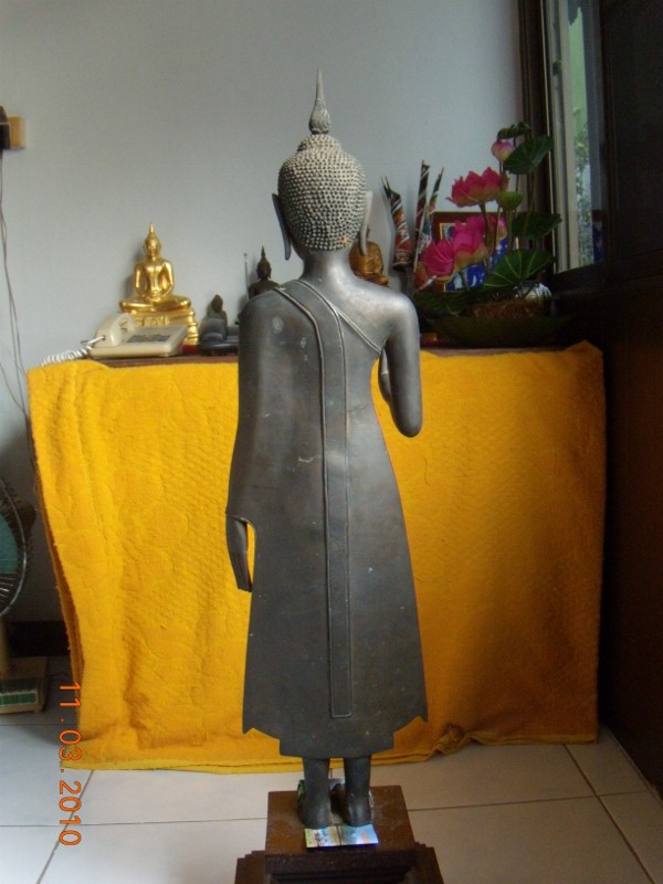 *พระพุทธรูปยืนสมัยอู่ทอง?
