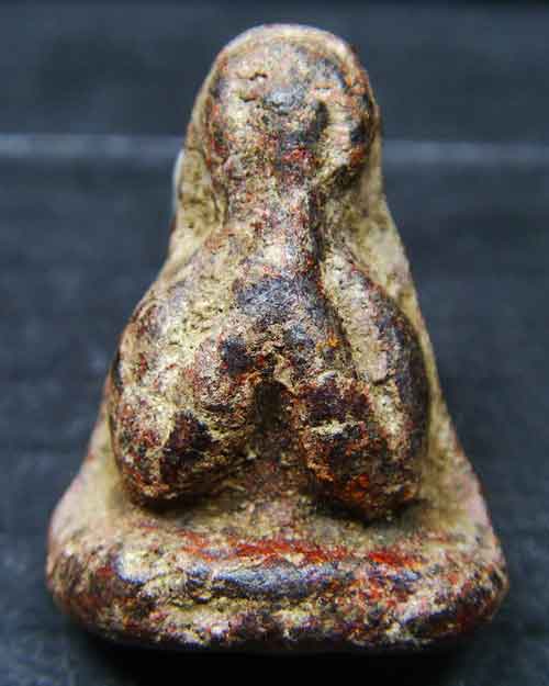 รบกวนสายตรงหลวงปู่ยิ้มครับ