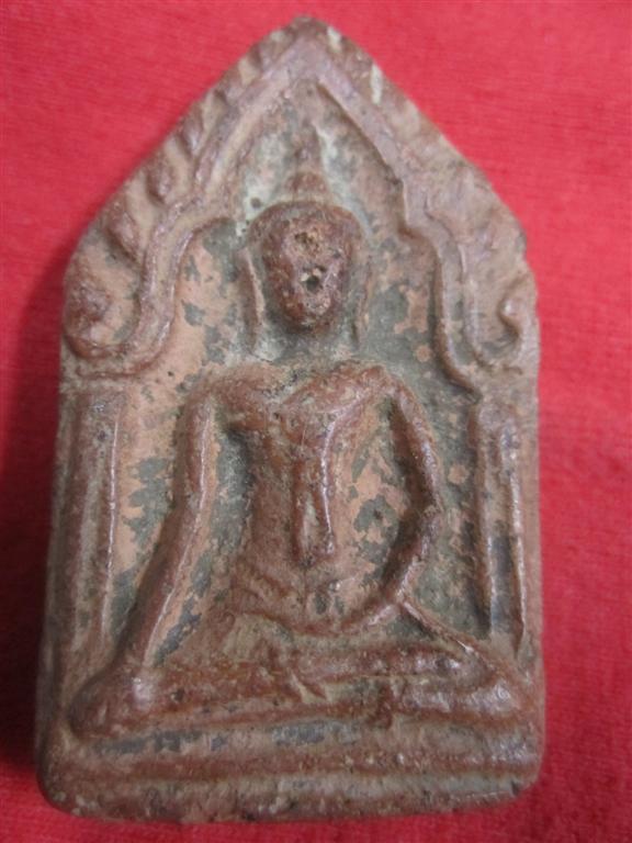 รบกวนช่วยดูพระขุนแผนให้หน่อยครับ วัดไหน แท้/ไม่แท้ ขอบคุณครับ 