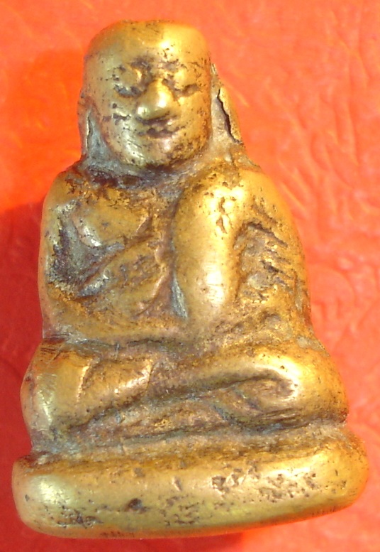 รูปหล่อหลวงพ่อเงินพิมพ์ขี้ตาครับ